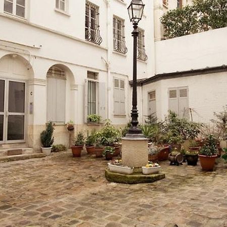 Montmartre Abbesses-Artist Village Paris Exterior foto